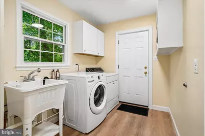 3215 Amberley Lane, Fairfax, VA 22031 - Photo 19