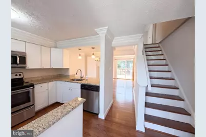 8769 Kanawha Court, Lorton, VA 22079 - Photo 7