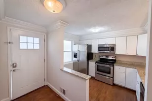 8769 Kanawha Ct, Lorton, VA 22079 - Photo 9