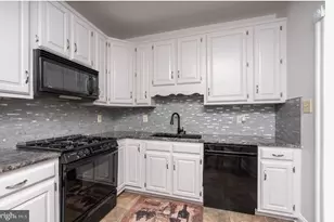 2164 Wolftrap Ct, Vienna, VA 22182 - Photo 15