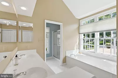 1252 Lamplighter Way, Reston, VA 20194 - Photo 25