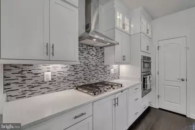 3061 Alan Shepard Street, Herndon, VA 20171 - Photo 9