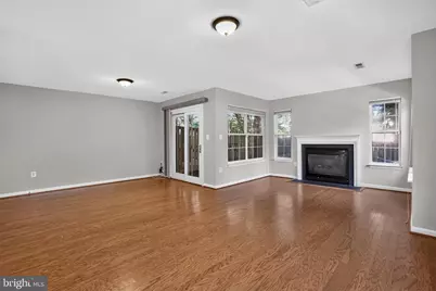 [Address not provided], Alexandria, VA 22310 - Photo 25