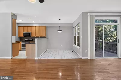 [Address not provided], Alexandria, VA 22310 - Photo 9