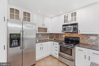 7818 Mulberry Bottom Lane, Springfield, VA 22153 - Photo 9