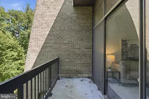 11559 Rolling Green Ct, Reston, VA 20191 - Photo 23