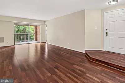 5835 Cove Landing Road #304, Burke, VA 22015 - Photo 5