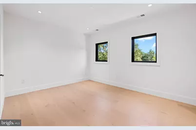 7421 Magarity Road, Falls Church, VA 22043 - Photo 77