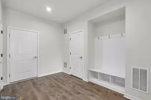 2604 Loganberry Dr, Herndon, VA 20171 - Photo 39