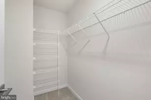 2604 Loganberry Dr, Herndon, VA 20171 - Photo 25