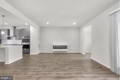 2604 Loganberry Drive, Herndon, VA 20171 - Photo 5