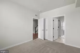 2604 Loganberry Dr, Herndon, VA 20171 - Photo 37