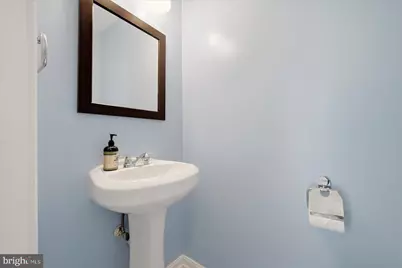6152 Strasburg Drive, Centreville, VA 20121 - Photo 11
