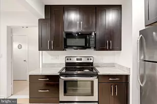 6152 Strasburg Dr, Centreville, VA 20121 - Photo 7