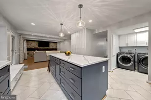 7409 Shady Palm Dr, Springfield, VA 22153 - Photo 7