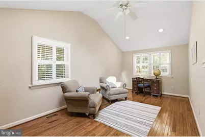 6424 Alloway Court, Springfield, VA 22152 - Photo 9