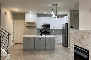 4465 Beacon Grove Cir, Fairfax, VA 22033 - Photo 9