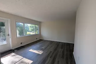 6327 Willowood Ln, Alexandria, VA 22310 - Photo 7