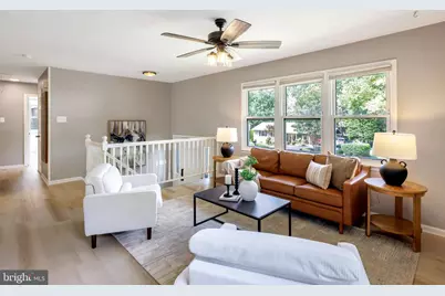 7223 Ashview Drive, Springfield, VA 22153 - Photo 3