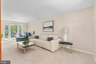 12805 Gatepost Court, Herndon, VA 20171 - Photo 3
