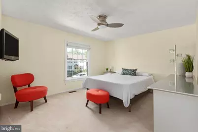 12805 Gatepost Court, Herndon, VA 20171 - Photo 27