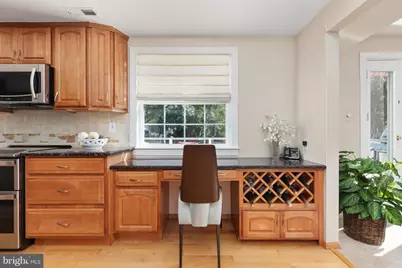 12805 Gatepost Court, Herndon, VA 20171 - Photo 17