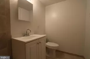 2754 Hollywood Rd, Falls Church, VA 22043 - Photo 5