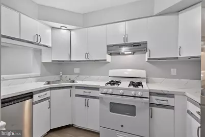 6078 Netherton Street, Centreville, VA 20120 - Photo 13