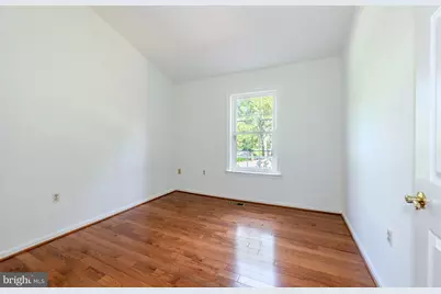 [Address not provided], Springfield, VA 22152 - Photo 21