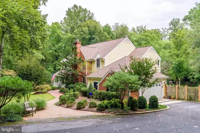 9709 Arnon Chapel Road, Great Falls, VA 22066 - Photo 7