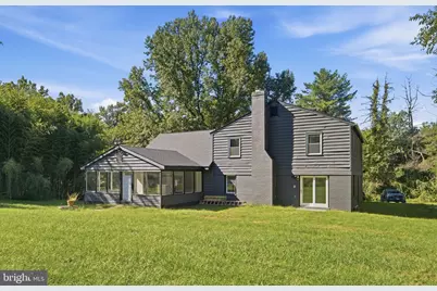 717 Kentland Drive, Great Falls, VA 22066 - Photo 3