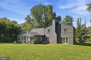 717 Kentland Dr, Great Falls, VA 22066 - Photo 3