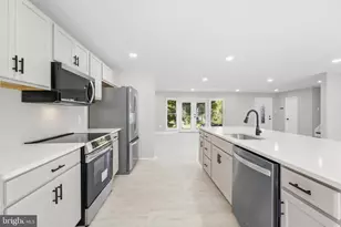 717 Kentland Dr, Great Falls, VA 22066 - Photo 23