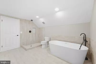717 Kentland Drive, Great Falls, VA 22066 - Photo 43