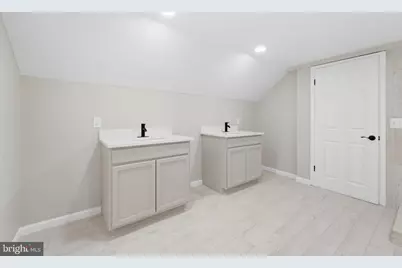 717 Kentland Drive, Great Falls, VA 22066 - Photo 53