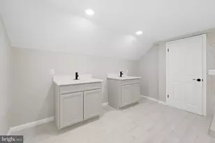 717 Kentland Dr, Great Falls, VA 22066 - Photo 53