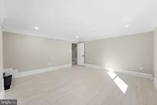 717 Kentland Dr, Great Falls, VA 22066 - Photo 59
