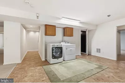 2025 Mock Orange Court, Reston, VA 20191 - Photo 39