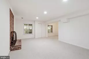 2025 Mock Orange Ct, Reston, VA 20191 - Photo 37