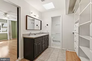 2025 Mock Orange Ct, Reston, VA 20191 - Photo 23
