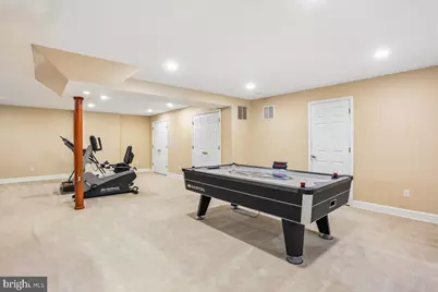 899 Linganore Drive, McLean, VA 22102 - Photo 47