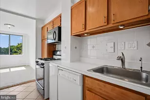 6631 Wakefield Dr, Alexandria, VA 22307 - Photo 15