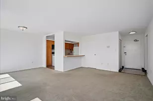 6631 Wakefield Dr, Alexandria, VA 22307 - Photo 11