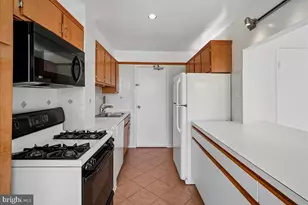 6631 Wakefield Dr, Alexandria, VA 22307 - Photo 13