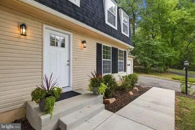 2283 Dosinia Court, Reston, VA 20191 - Photo 5