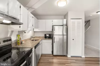 4111 Placid Lake Court W #62E, Chantilly, VA 20151 - Photo 15