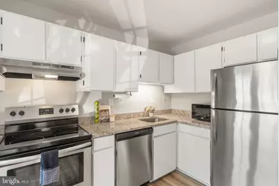 4111 Placid Lake Court W #62E, Chantilly, VA 20151 - Photo 11