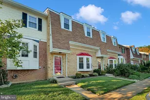 9236 Sand Creek Ct, Burke, VA 22015 - Photo 3