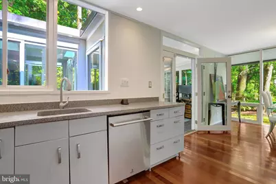 2412 Brentwood Place, Alexandria, VA 22306 - Photo 17