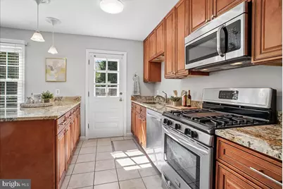 9501 Tregaron Place, Burke, VA 22015 - Photo 13